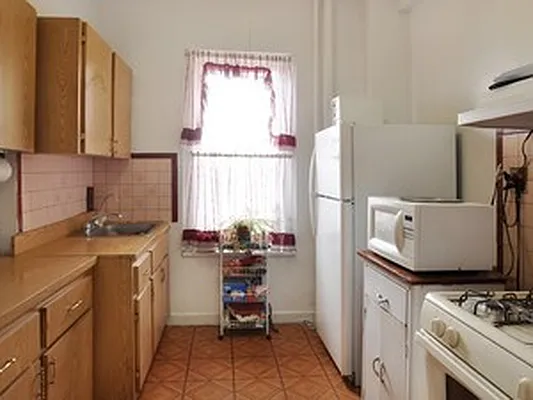 Sold by Corcoran | media 19