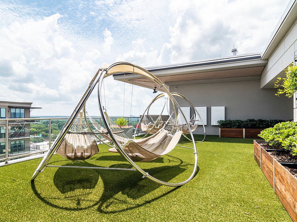Outdoor Lounge