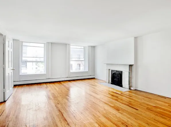 306 West 30th Street image 1 of 5
