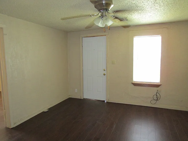 1014 N Bradley St #3 — Photo 5