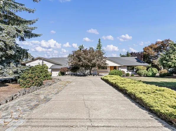 2460 Bailey Hill Rd, Eugene, OR 97405