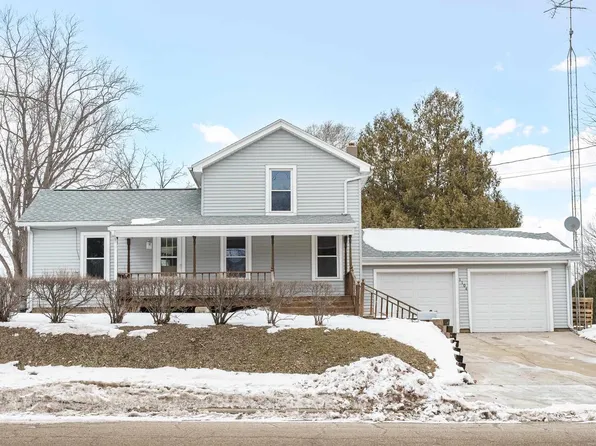1104 West Fulton Street, Edgerton, WI 53534