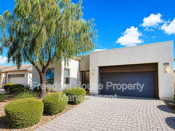 2nd image of 4882 E Beacon Ridge Dr