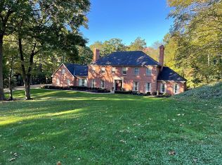 119 Riding Trail Ln, Pittsburgh, PA 15215