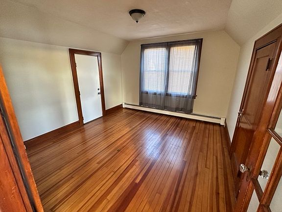 3rd image of 259 Clover St