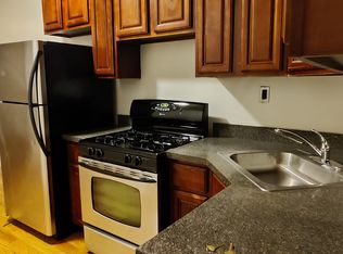 48 Menahan St APT 2R, Brooklyn, NY 11221