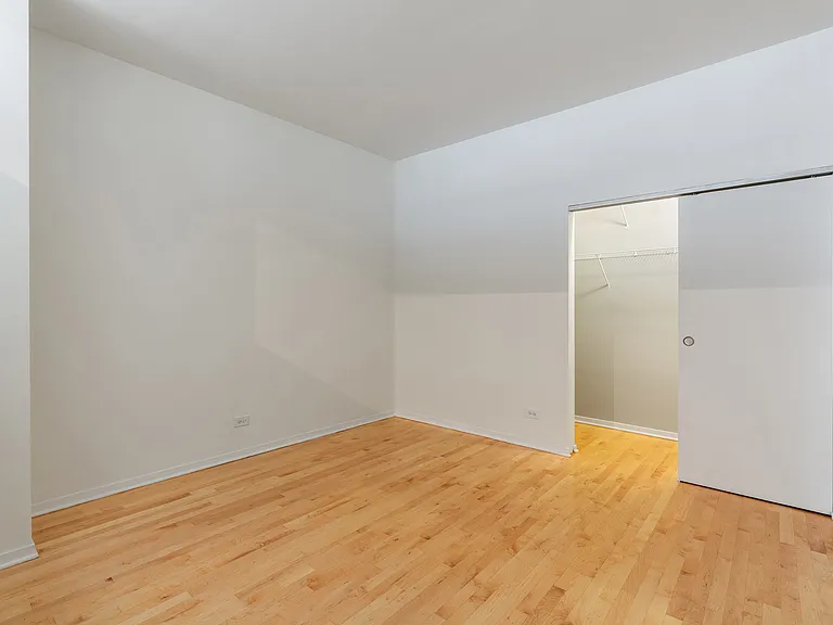 203 S Sangamon St #303 — Photo 14