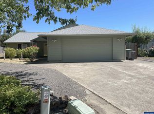 848 SW Hawthorne St, McMinnville, OR 97128