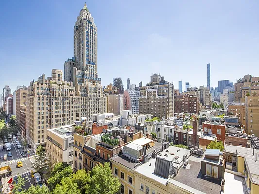 Sold by Sotheby's International Realty | media 1