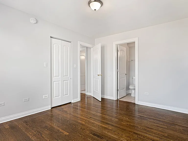 7616 N Marshfield Ave — Photo 70