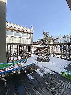 2nd image of 92 Bainbridge St #2