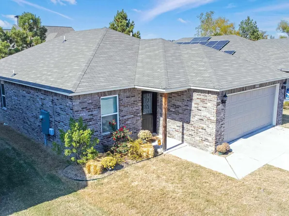 8505 Westwood Creek Dr, North Little Rock, AR 72113