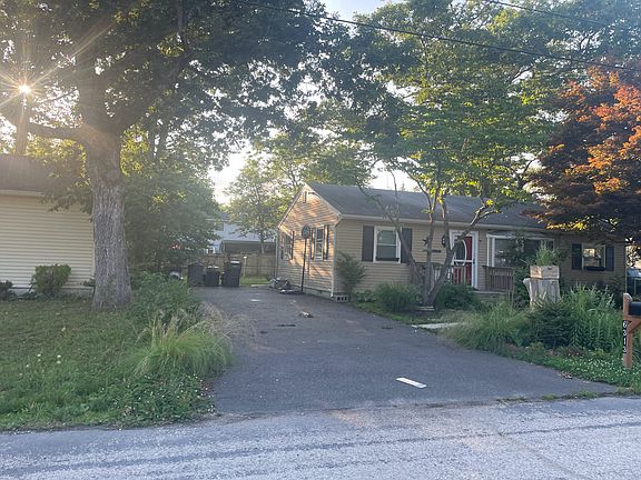 3rd image of 6313 Nelson Ave