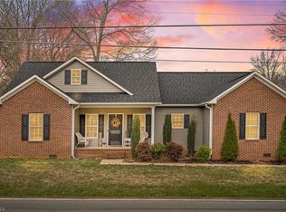 109 Lakeview Dr, Mocksville, NC 27028