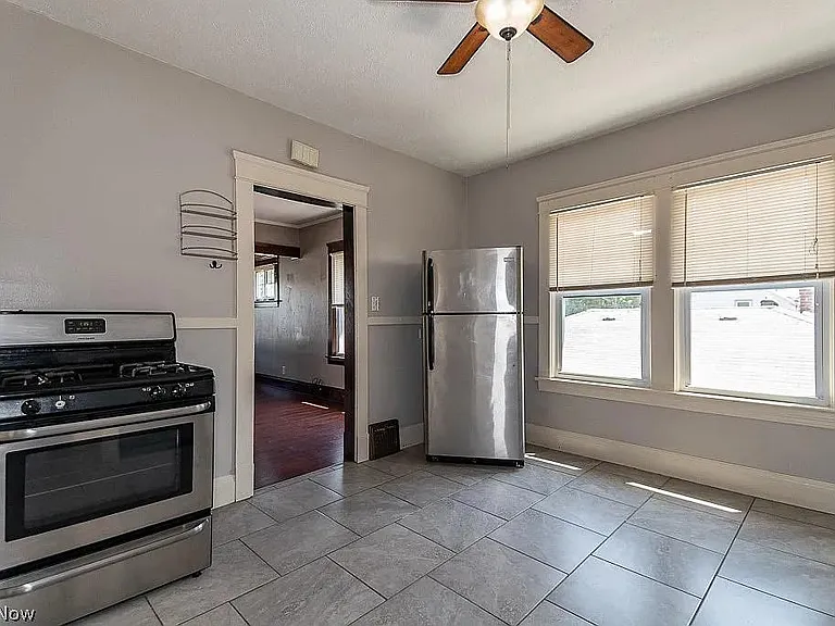 5601 Stickney Ave #UP — Photo 24