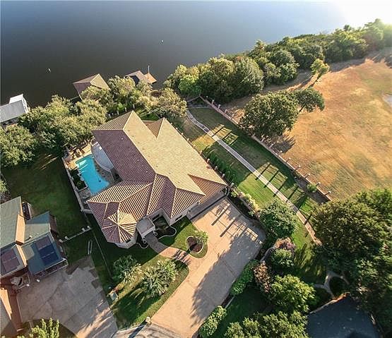 1st image of 4722 Esplanade Ct