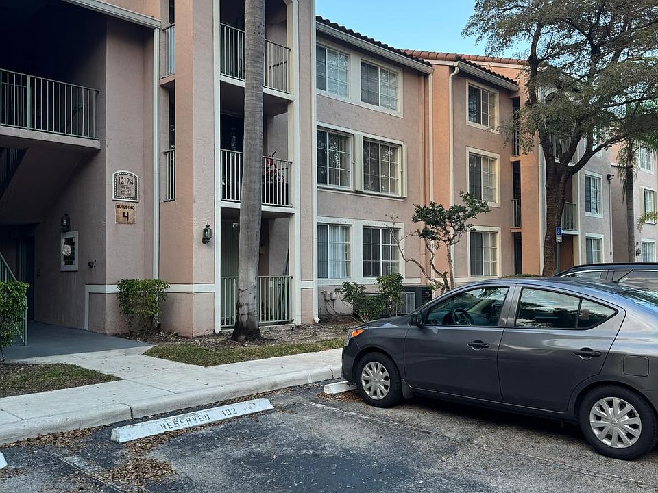 1st image of 12124 Saint Andrews Pl APT 205
