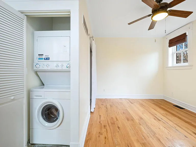 3316 Salena St — Photo 13