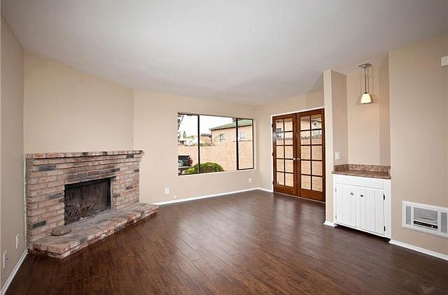 1st image of 2040 Diamond St