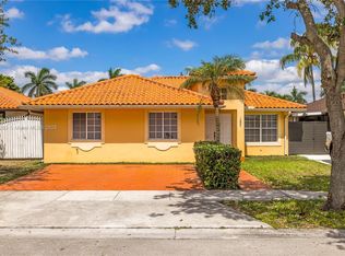 1062 NW 134th Pl, Miami, FL 33182