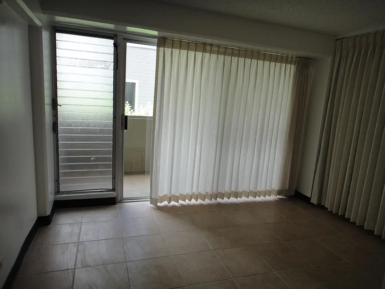 1717 Keeaumoku St #101 — Photo 11