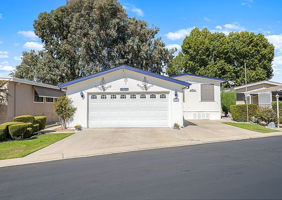 1st image of 1748 Burr Oak Way