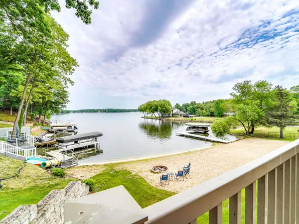 715 Canyon Rd #6, Wisconsin Dells, WI 53965