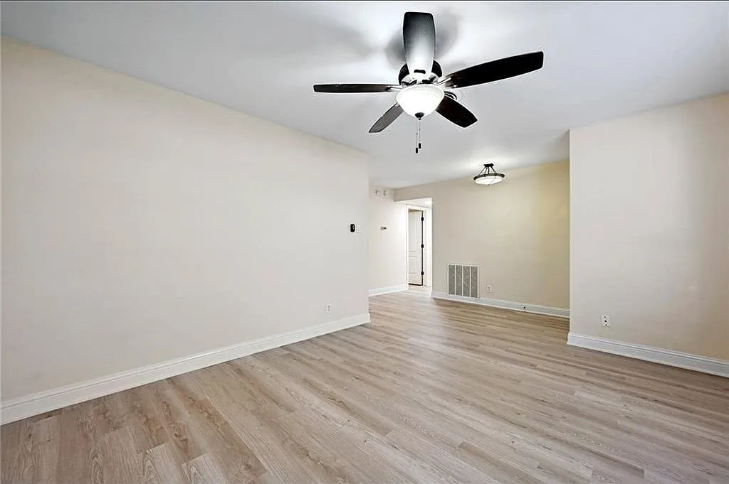 4603 Lennox Dr — Photo 4