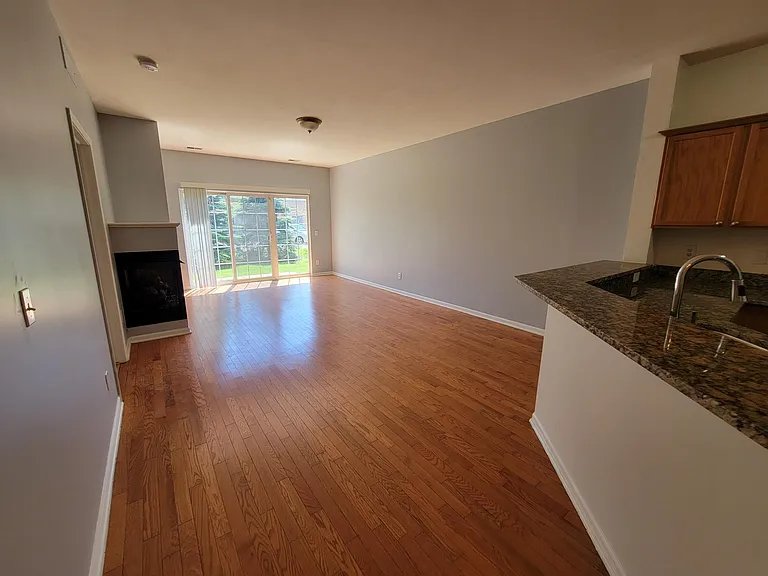 43162 Pendleton Cir — Photo 13