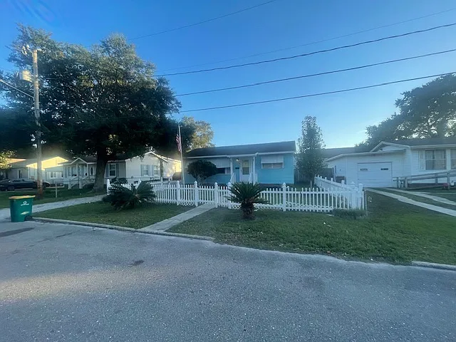 3 bed, 1569 sqft, $1,400 — Photo 2