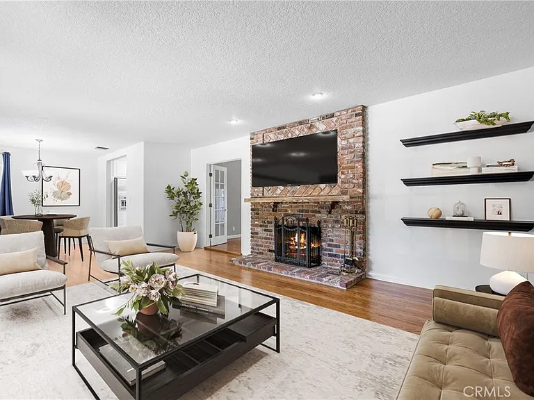 9141 Wheatland Ave — Photo 3