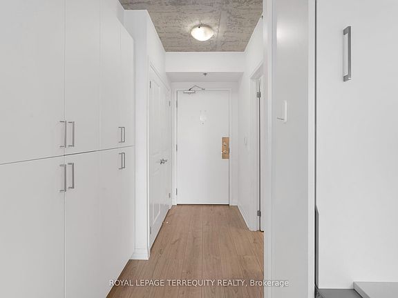 4th image of 1900 Simcoe St N #703