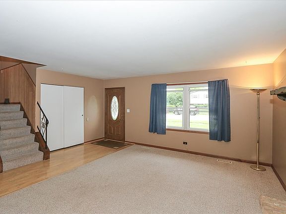 3rd image of 1411 Walnut Ave