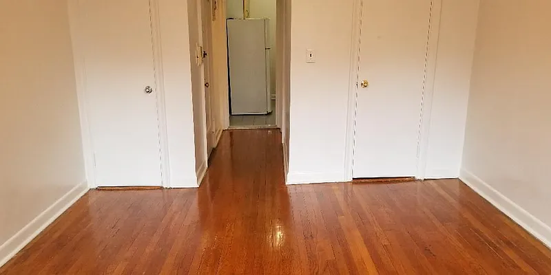 Rented by Susan J. Conaway, LREB | media 6