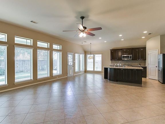 4th image of 21806 Oleaster Springs Ln
