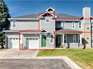 39 S Hidden Creek Pl NW #704, Calgary, AB T3A 6B9