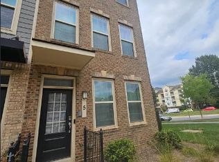5 Morrison Dr, Gaithersburg, MD 20878