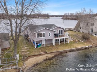 7896 Bay Mdw, Canadian Lakes, MI