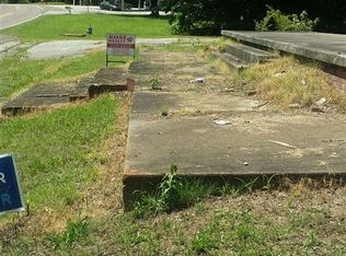 1643 E Chester St, Jackson, TN 38301