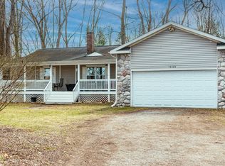 10465 Silver Lake Rd, Byron, MI 48418