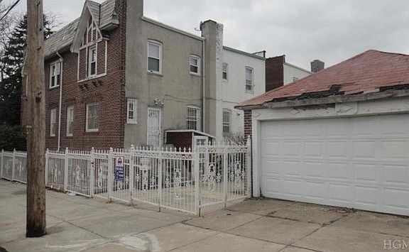 5th image of 3300 Wilson Ave