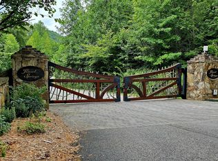 491 Chetola Trl, Townsend, TN 37882