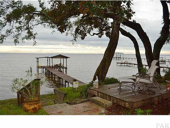 3rd image of 4974 E Hickory Shores Blvd
