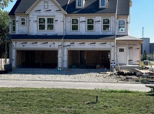 1304 Josiah Rd, Naperville, IL 60563