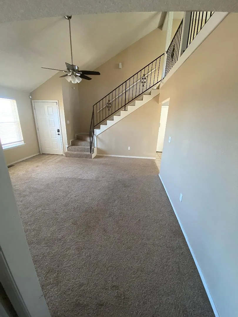 2 bed, 1171 sqft, $1,200 — Photo 1