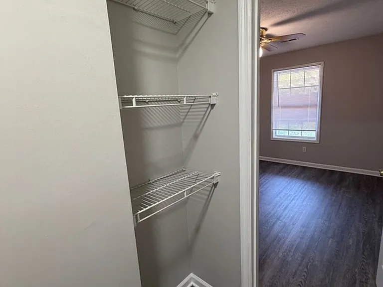239 McDaniel Dr — Photo 11