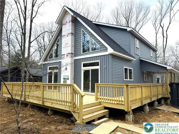 101 White Oak Dr, Jim Thorpe, PA 18229