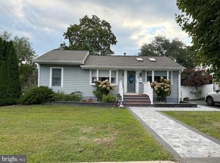 232 Saybrook Ave, Hamilton, NJ 08619
