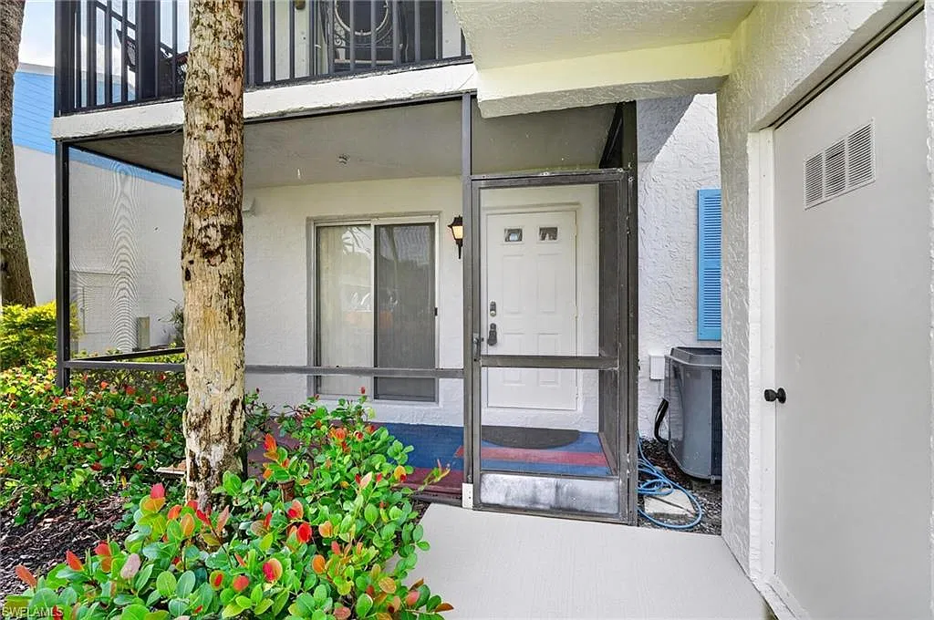2 bed, 2.0 bath, 1314 sqft, $3,200 — Photo 2
