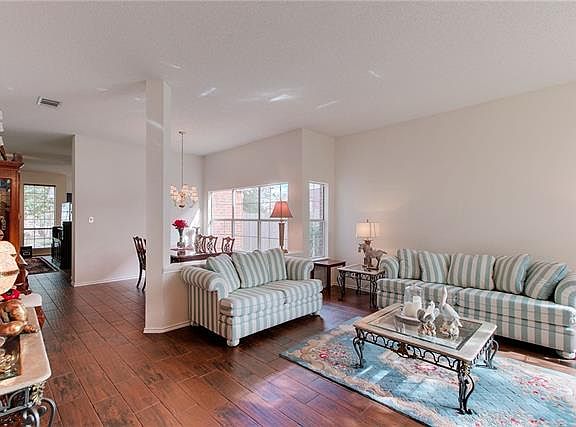 5th image of 2602 Little Elm Trl